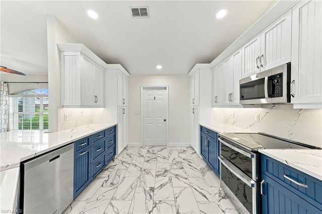 919 NW 6th PL, Cape Coral, FL 33993