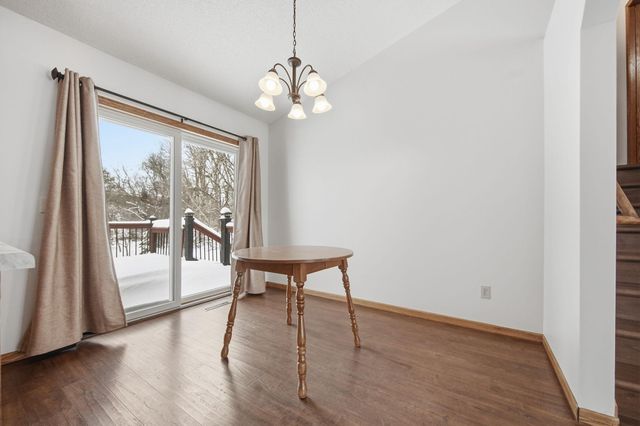 5452 Helena Road N, Oakdale, MN 55128