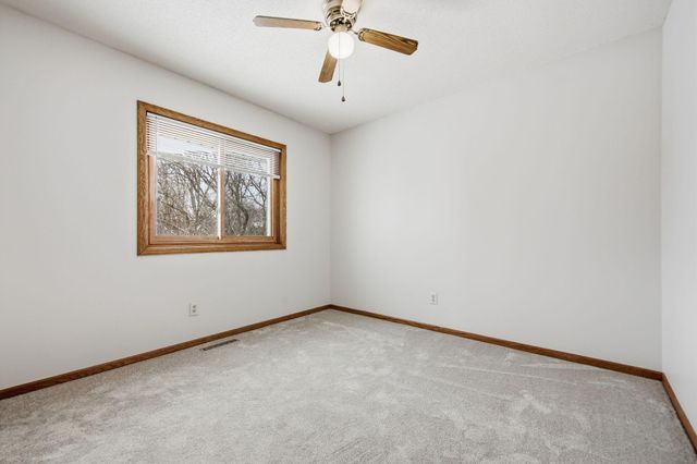 5452 Helena Road N, Oakdale, MN 55128