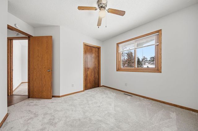 5452 Helena Road N, Oakdale, MN 55128