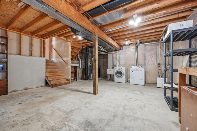 5452 Helena Road N, Oakdale, MN 55128