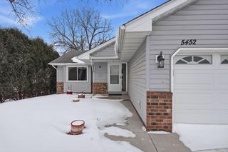 5452 Helena Road N, Oakdale, MN 55128