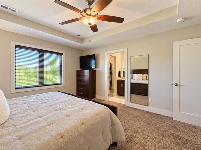 135 SE Trillium Drive, Waukee, IA 50263