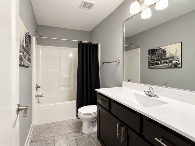 135 SE Trillium Drive, Waukee, IA 50263