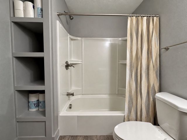 135 SE Trillium Drive, Waukee, IA 50263