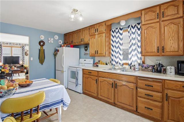 528 W Elm Street, Chippewa Falls, WI 54729