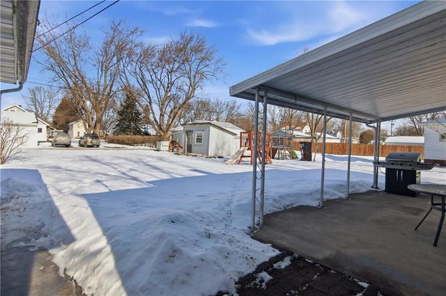 528 W Elm Street, Chippewa Falls, WI 54729