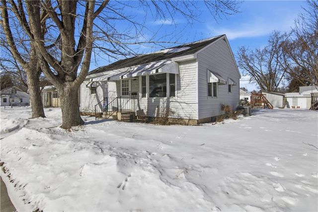 528 W Elm Street, Chippewa Falls, WI 54729