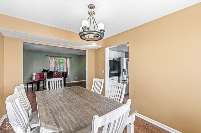 7603 Monterey Circle, Avon, IN 46123