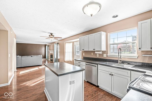 7603 Monterey Circle, Avon, IN 46123