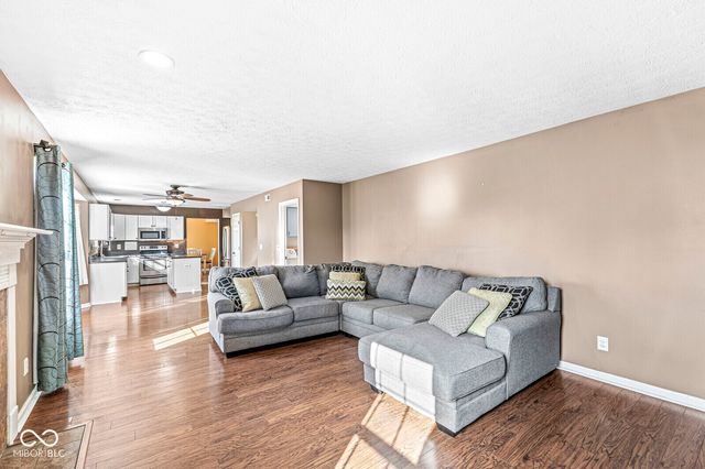 7603 Monterey Circle, Avon, IN 46123