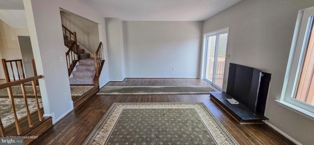 5677 PHELPS LUCK DR, Columbia, MD 21045