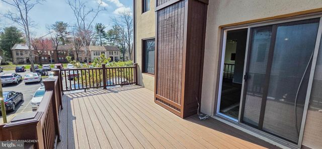 5677 PHELPS LUCK DR, Columbia, MD 21045