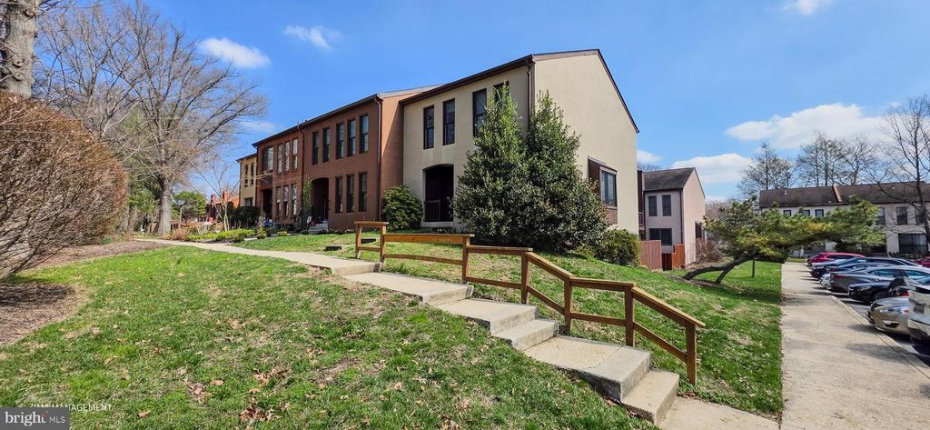 5677 PHELPS LUCK DR, Columbia, MD 21045