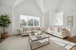 845 Elkhart Street B, Houston, TX 77091