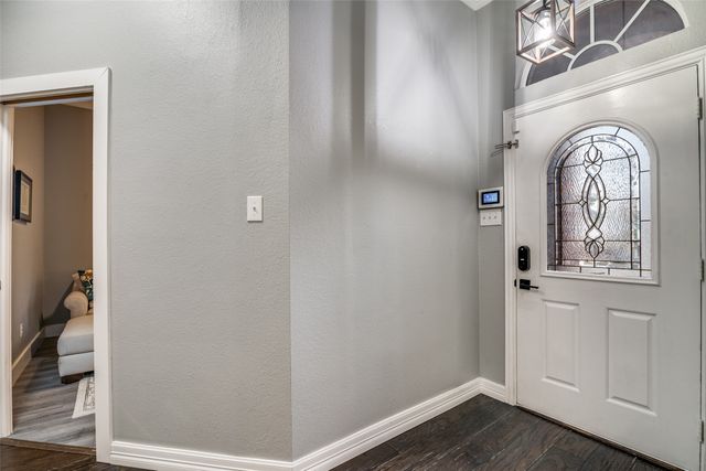 2301 Trickling Creek Drive, Garland, TX 75041