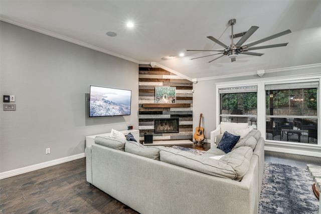 2301 Trickling Creek Drive, Garland, TX 75041