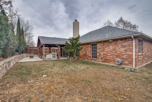2301 Trickling Creek Drive, Garland, TX 75041