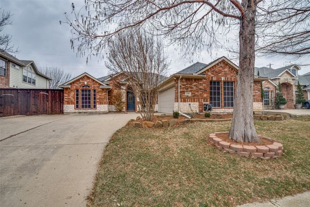 2301 Trickling Creek Drive, Garland, TX 75041