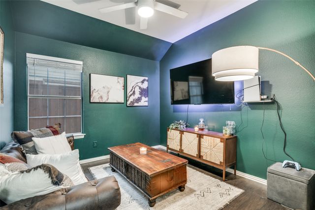 2301 Trickling Creek Drive, Garland, TX 75041