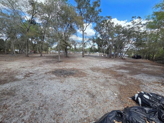 3RD AVENUE, Deland, FL 32720