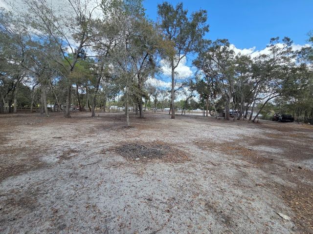 3RD AVENUE, Deland, FL 32720