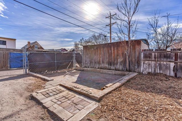 918 E 8th St, Pueblo, CO 81001