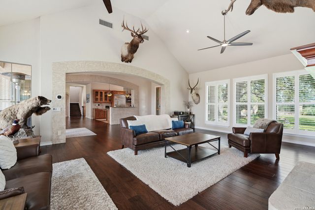 1280 Mystic Pkwy, Spring Branch, TX 78070