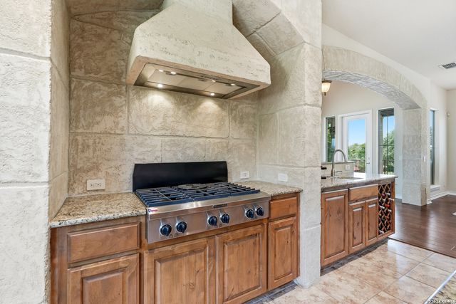 1280 Mystic Pkwy, Spring Branch, TX 78070