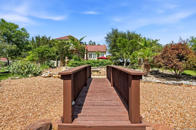 1280 Mystic Pkwy, Spring Branch, TX 78070