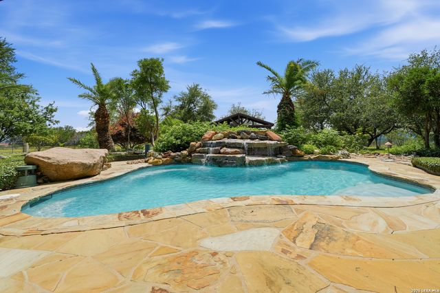 1280 Mystic Pkwy, Spring Branch, TX 78070
