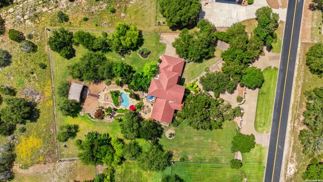 1280 Mystic Pkwy, Spring Branch, TX 78070