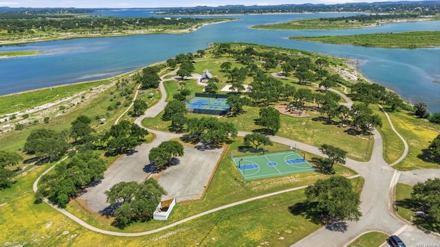 1280 Mystic Pkwy, Spring Branch, TX 78070