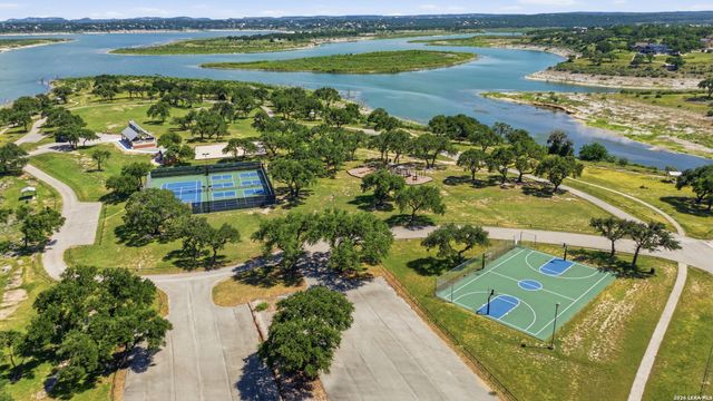 1280 Mystic Pkwy, Spring Branch, TX 78070
