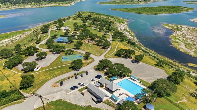1280 Mystic Pkwy, Spring Branch, TX 78070
