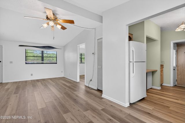 7638 CREST Drive N, Jacksonville, FL 32221