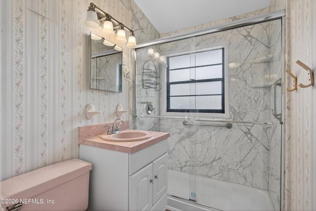 7638 CREST Drive N, Jacksonville, FL 32221