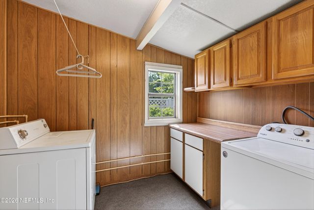 7638 CREST Drive N, Jacksonville, FL 32221