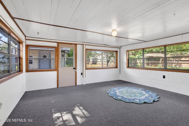 7638 CREST Drive N, Jacksonville, FL 32221