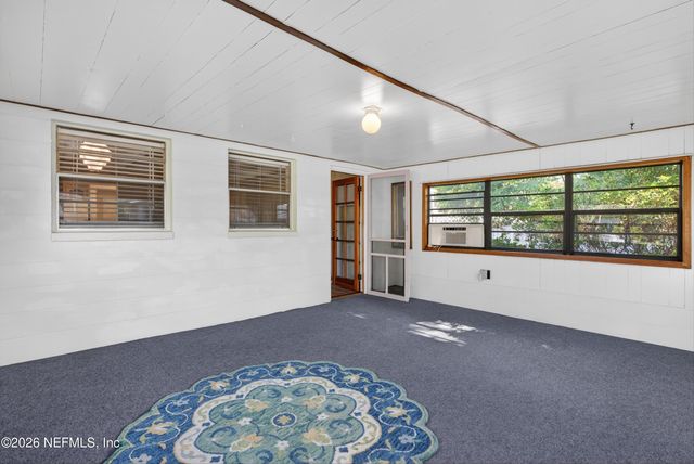 7638 CREST Drive N, Jacksonville, FL 32221