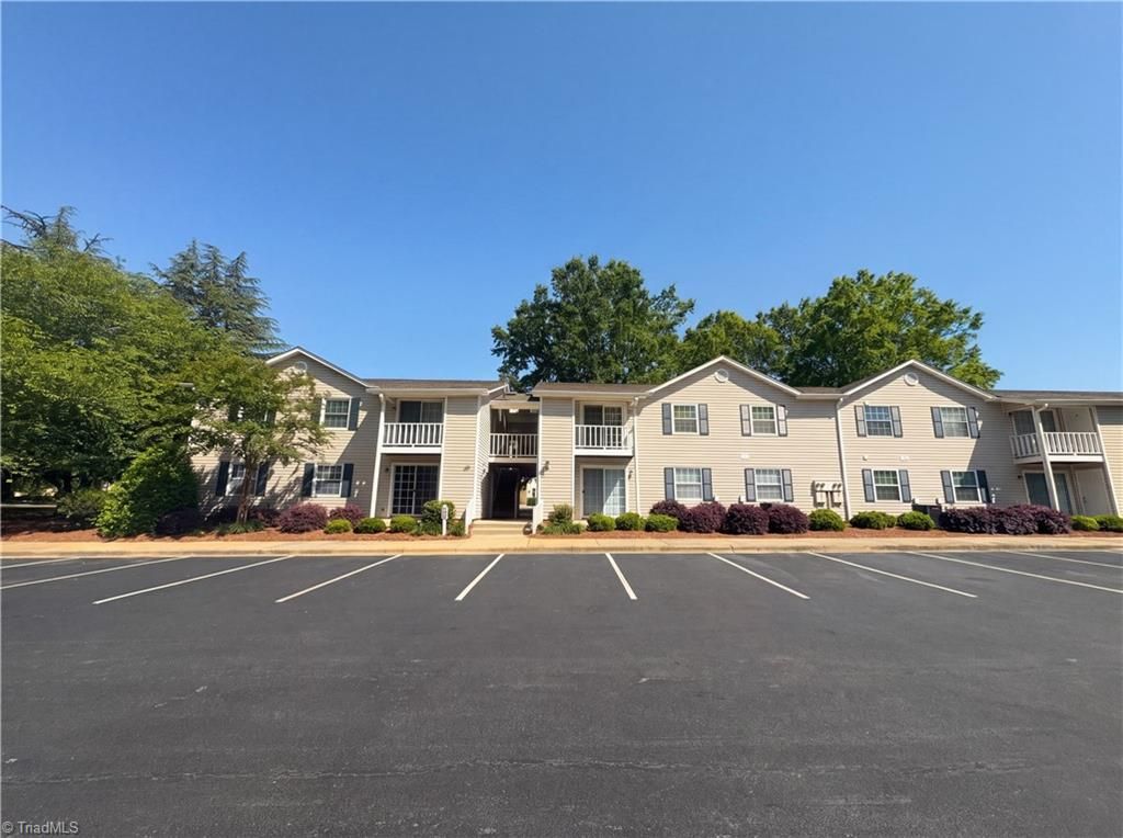5655 Hornaday Road F, Greensboro, NC 27409