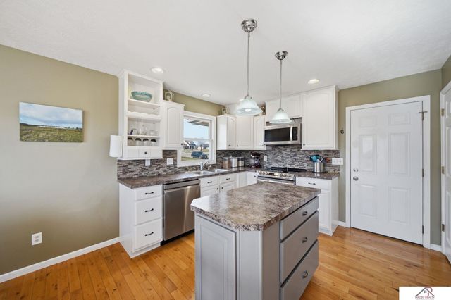 900 Fairway Ct Court, Crete, NE 68333