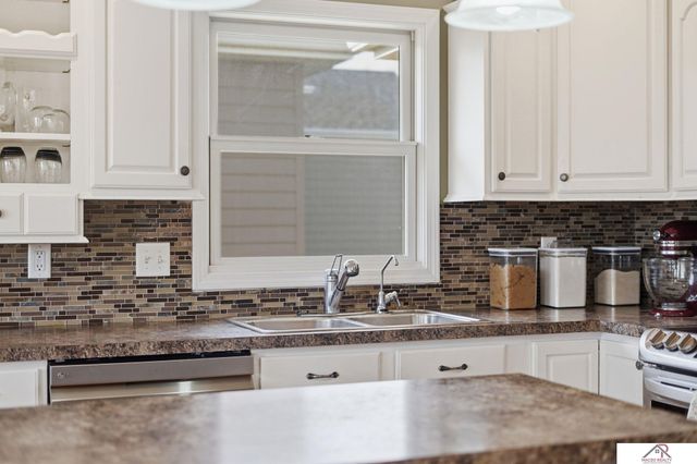 900 Fairway Ct Court, Crete, NE 68333