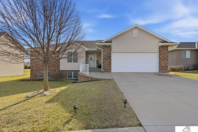 900 Fairway Ct Court, Crete, NE 68333