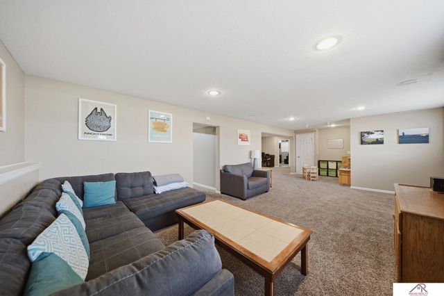 900 Fairway Ct Court, Crete, NE 68333