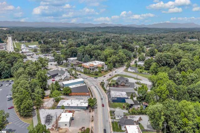 505 Lumpkin Street, Travelers Rest, SC 29690