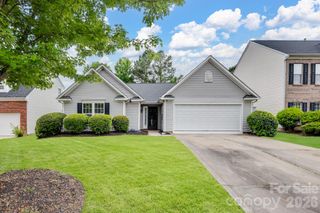 5123 Sunburst Lane, Charlotte, NC 28213
