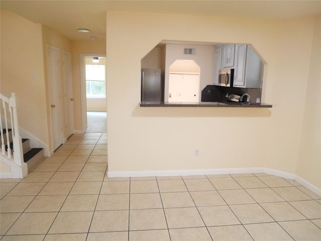 6603 Schambray Street, Houston, TX 77085