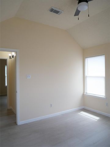 6603 Schambray Street, Houston, TX 77085