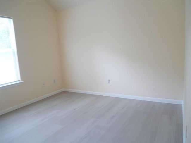 6603 Schambray Street, Houston, TX 77085